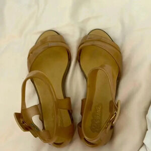 *Final Price* Melissa Tan Cream Nude Flat Adjustable Sandals Size 5 GUC